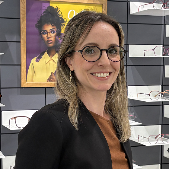 Letitia Moua Opticienne
