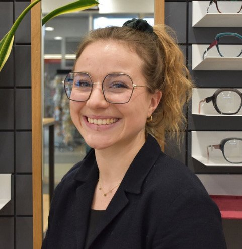 Optic 2000 Opticien Photo Equipe Fanny Bonier